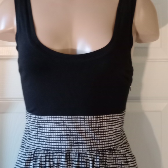 EXPRESS DRESS WITH BLACK AND WHITE CHECK SKIRT, SIZE 2 - Picture 2 of 10